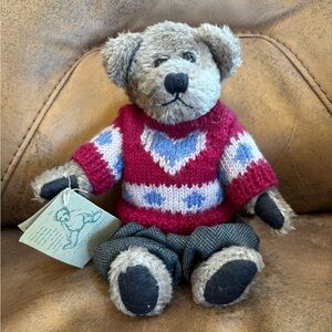 BOYD’S BEARS “Braxton” Sweater and Overalls.